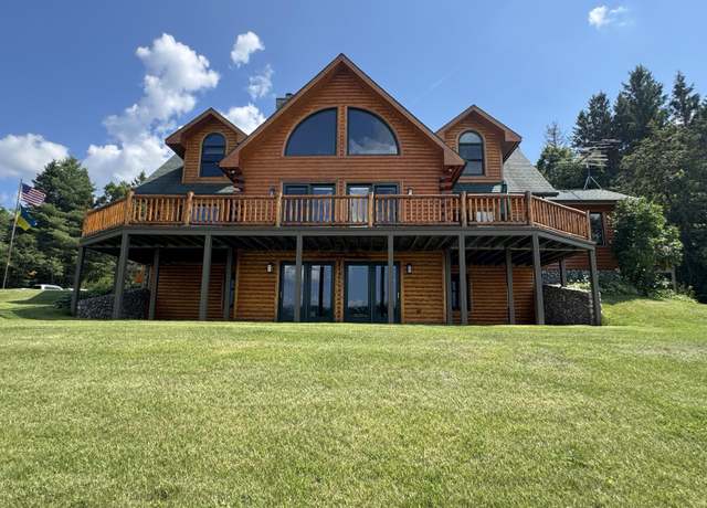 Property at 1955 N Barrister Ln, Sault Sainte Marie, MI 49783, 4 beds, 2.5 baths