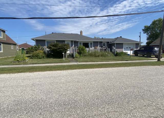 Property at 13984 Railroad St, Engadine, MI 49827, 3 beds, 1 bath