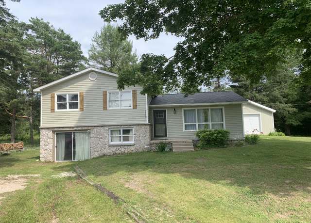 Property at 7961 Hurd Rd, Naubinway, MI 49762, 4 beds, 1 bath