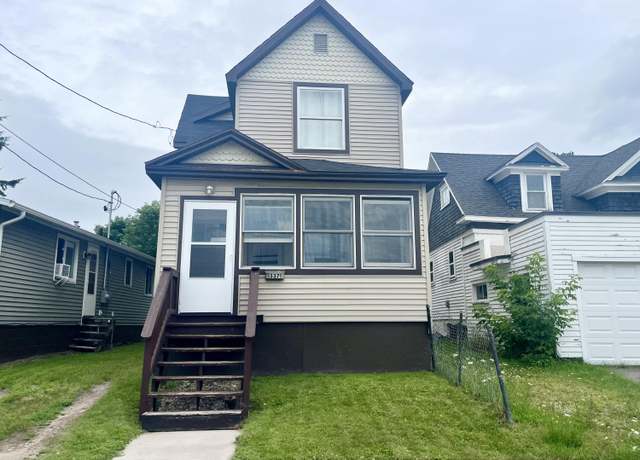 Property at 337 Lyon St, Sault Ste Marie, MI 49783, 2 beds, 1.5 baths