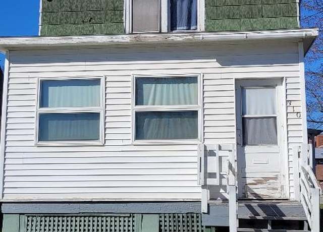 Property at 310 Peck St, Sault Ste Marie, MI 49783, 2 beds, 1.5 baths