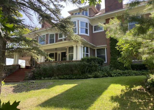Property at 801 Prospect Ave, Sault Ste Marie, MI 49783, 5 beds, 2.5 baths