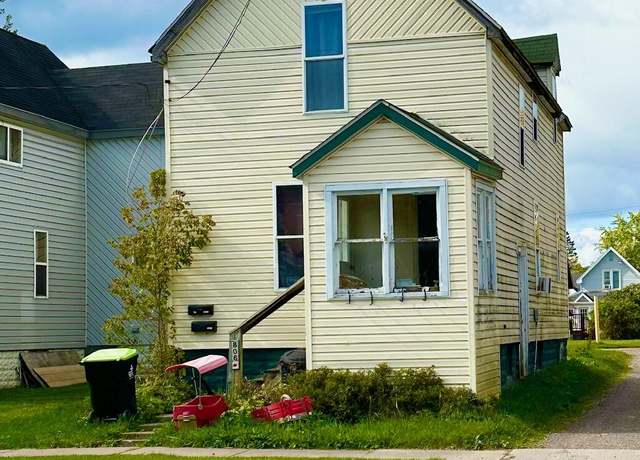 Property at 806 Johnston St, Sault Ste Marie, MI 49783, 2 beds, 2 baths