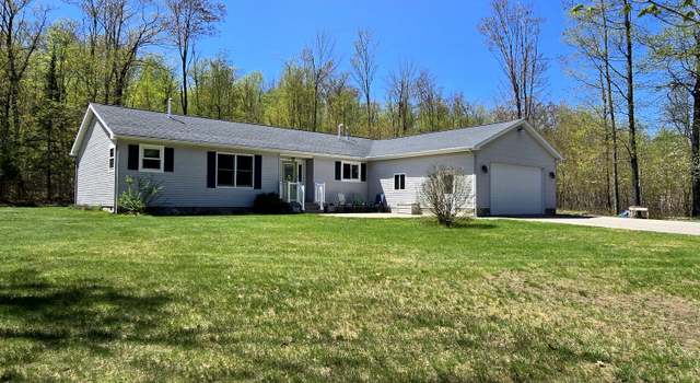 Photo of 17656 S Deer Run Rd, Kinross, MI 49752