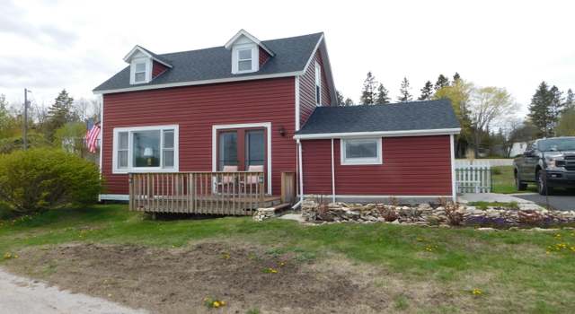 Photo of 359 S Superior St, De Tour Village, MI 49725