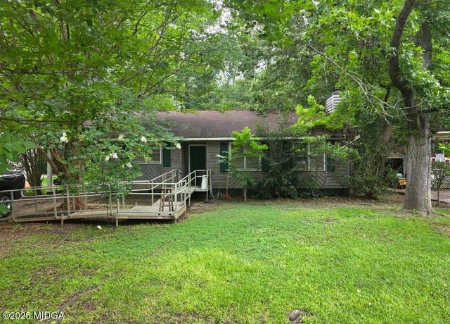 Property at 678 Will Scarlet Way, Macon, GA 31220, 3 beds, 2 baths