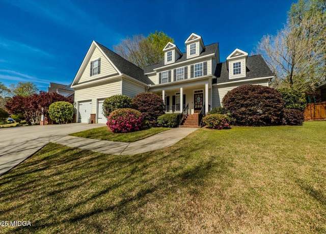 Property at 261 Providence Blvd, Macon, GA 31210, 4 beds, 2.5 baths