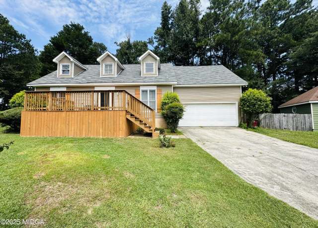 Property at 180 Autumn Trace Ct, Macon, GA 31210, 4 beds, 2.5 baths