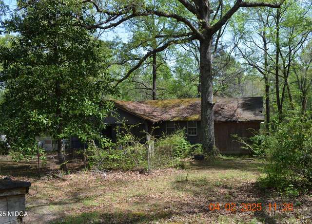Property at 184 Ridge Rd, Macon, GA 31217, 2 beds, 1 bath