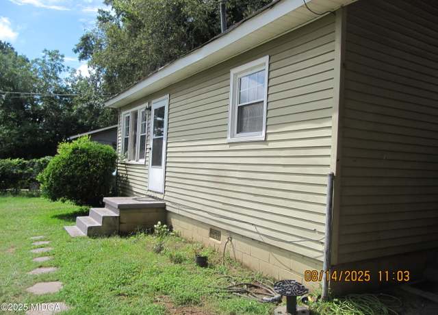 Property at 2029 Kitchens Rd, Macon, GA 31211, 2 beds, 1 bath