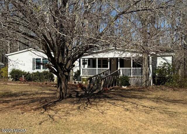 Property at 211 Oak Valley Dr, Macon, GA 31217, 4 beds, 3 baths