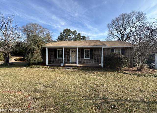 Property at 3634 Jessica Dr, Macon, GA 31217, 3 beds, 2 baths