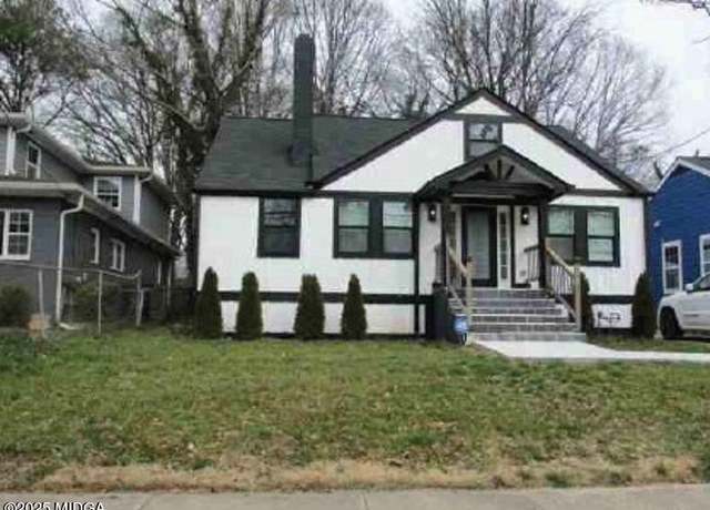 Property at 1519 Venetian Dr SW, Atlanta, GA 30311, 3 beds, 3 baths