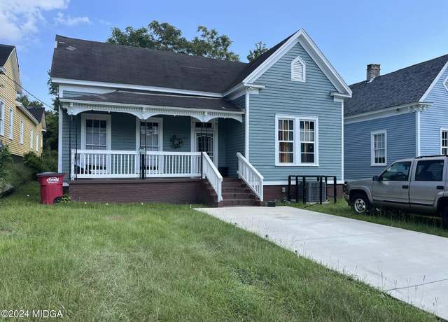 Property at 1390 Second St, Macon, GA 31201, 3 beds, 2 baths