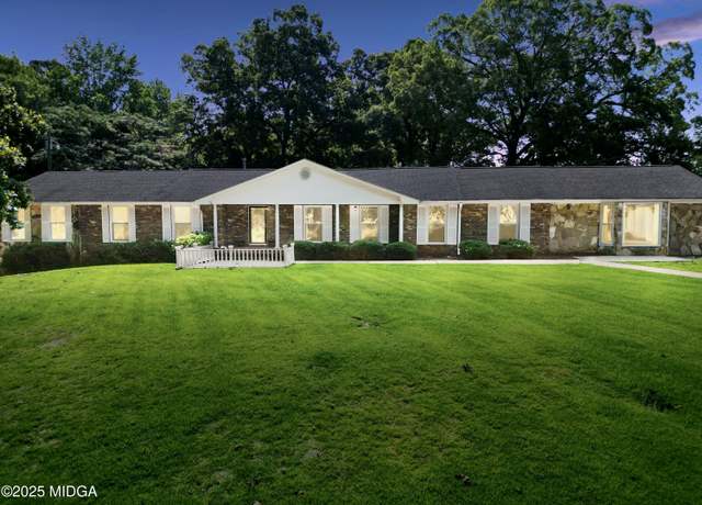 Property at 234 Crumbley Rd, Mcdonough, GA 30252, 3 beds, 2 baths