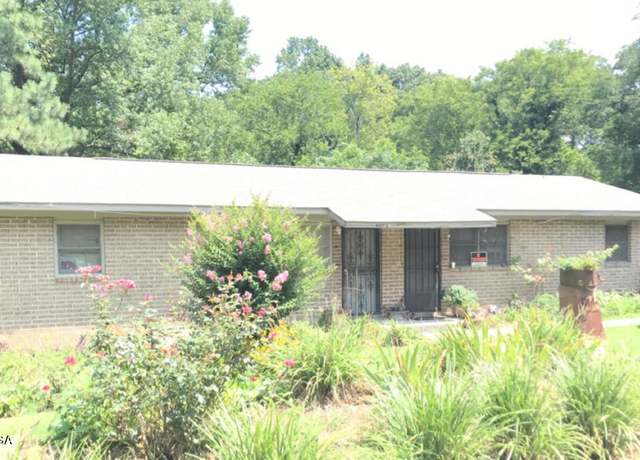 Property at 4109 Brookdale Ave, Macon, GA 31204, 4 beds, 2 baths