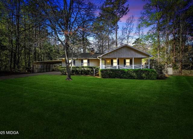 Property at 933 Chisholm Trl, Macon, GA 31220, 3 beds, 2 baths
