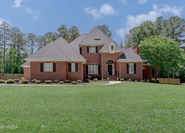 Property at 720 Latrobe Way, Macon, GA 31220, 4 beds, 4.5 baths