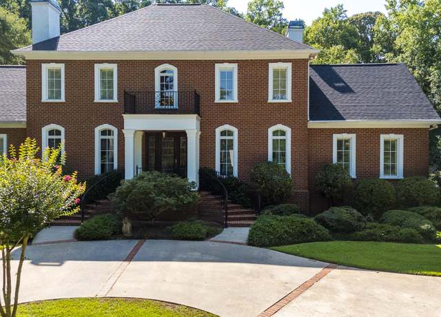 Property at 228 Lagrange Ct, Macon, GA 31210, 4 beds, 4.5 baths