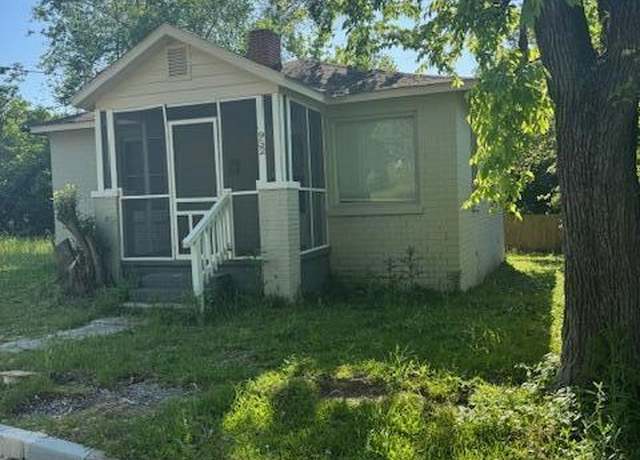 Property at 952 Smith St, Macon, GA 31217, 2 beds, 1 bath