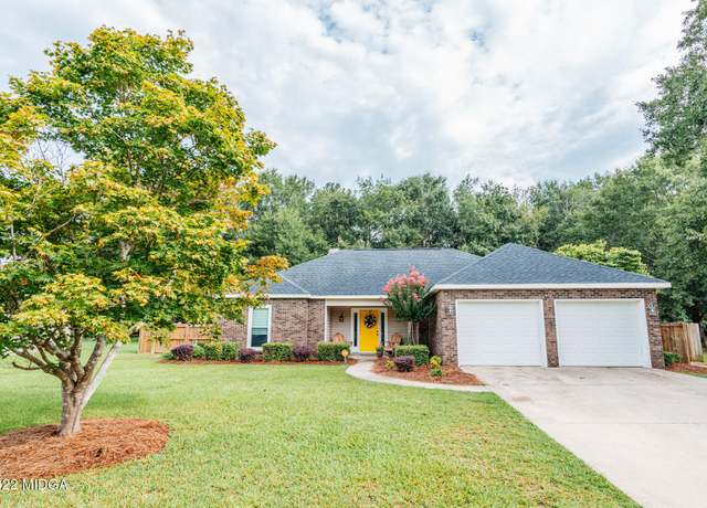 Property at 305 Bonnie Dr, Warner Robins, GA 31088, 3 beds, 2 baths