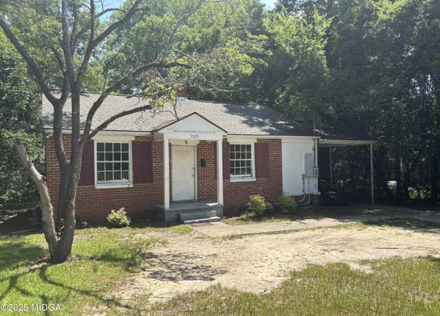 Property at 3325 Shaw Dr, Macon, GA 31204, 2 beds, 1 bath
