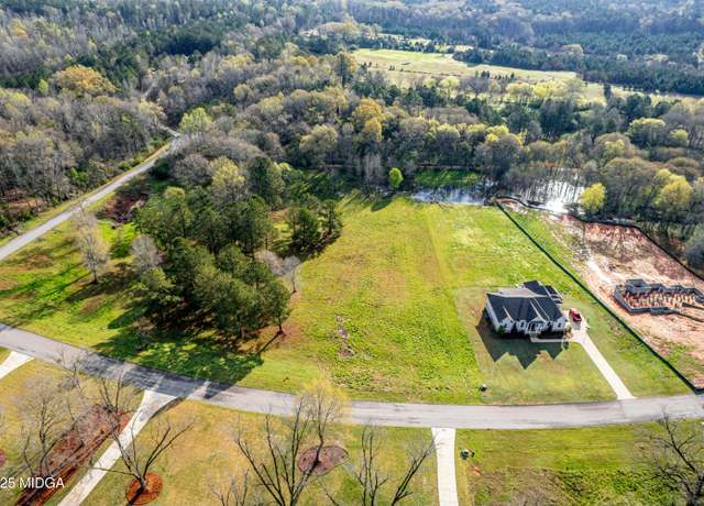 Property at 122 Peninsula Ave, Macon, GA 31220