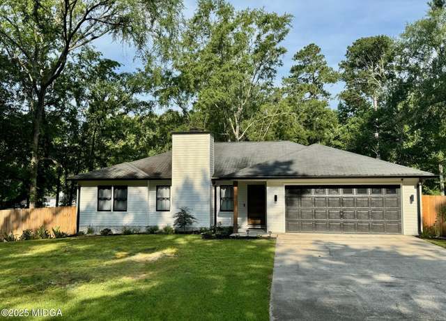 Property at 259 Edgewater Dr, Macon, GA 31220, 3 beds, 2 baths