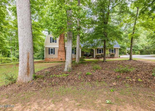 Property at 4691 Oxford Cir, Macon, GA 31210, 4 beds, 2.5 baths