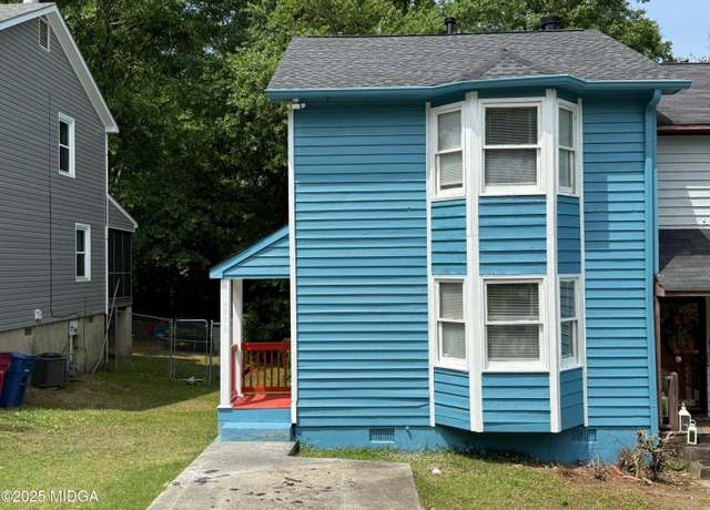 Property at 4376 Barrington Pl, Macon, GA 31210, 2 beds, 1.5 baths
