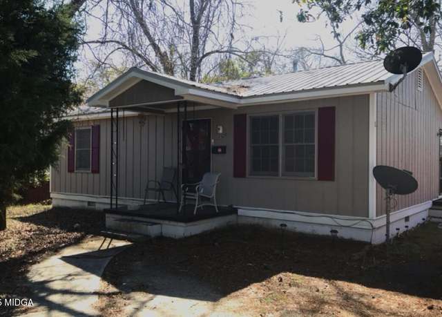 Property at 3320 Napier Ave, Macon, GA 31204, 2 beds, 1 bath