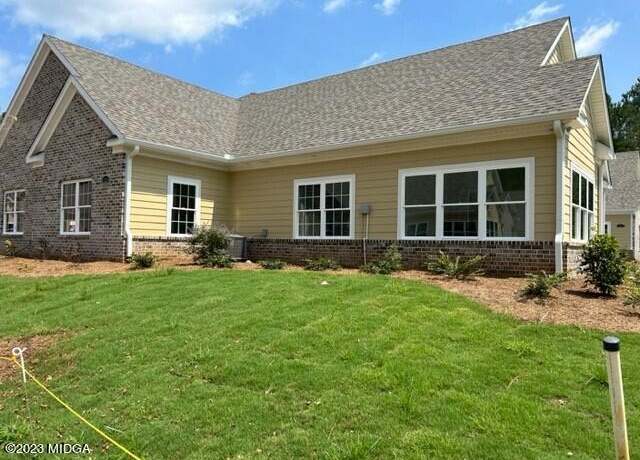 Property at 1303 Exchange Dr, Macon, GA 31210, 2 beds, 2.5 baths