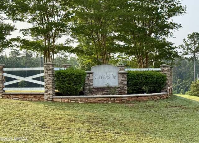 Property at 106 Creekside Ct, Forsyth, GA 31029
