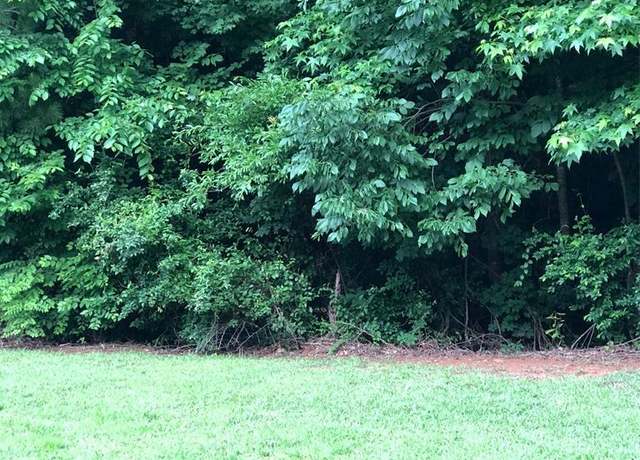 Property at 605 Waverly Ct, Macon, GA 31210