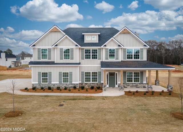 Property at 104 Lady Ln, Warner Robins, GA 31088, 4 beds, 2.5 baths