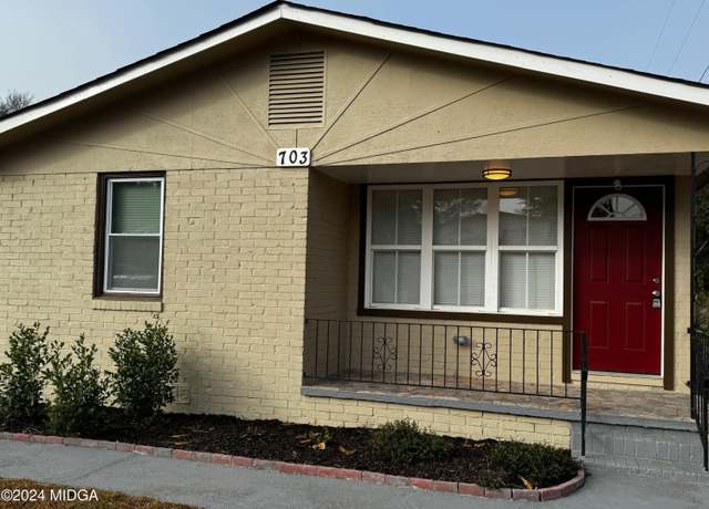 Property at 703 Edwards Ave, Macon, GA 31204, 3 beds, 1 bath