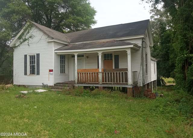 Property at 521 Church St, Macon, GA 31217, 3 beds, 1 bath