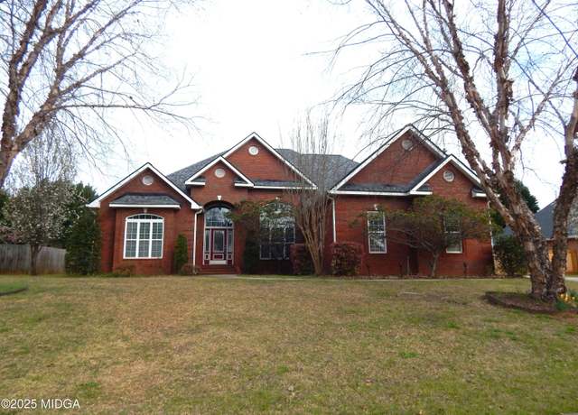 Property at 124 Havelock Cir, Warner Robins, GA 31088, 5 beds, 4.5 baths