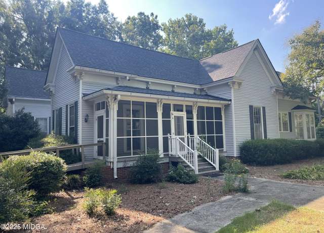 Property at 307 Woolfolk Rd, Fort Valley, GA 31030, 3 beds, 2 baths