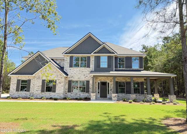 Property at 302 Air View Dr #2, Warner Robins, GA 31088, 5 beds, 4 baths
