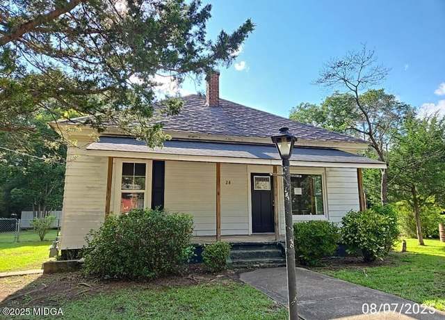 Property at 28 Sixth St, Griffin, GA 30223, 1 bed, 1 bath