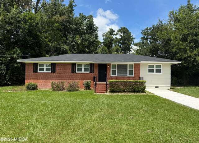 Property at 1803 Canterbury Rd, Macon, GA 31206, 3 beds, 1 bath
