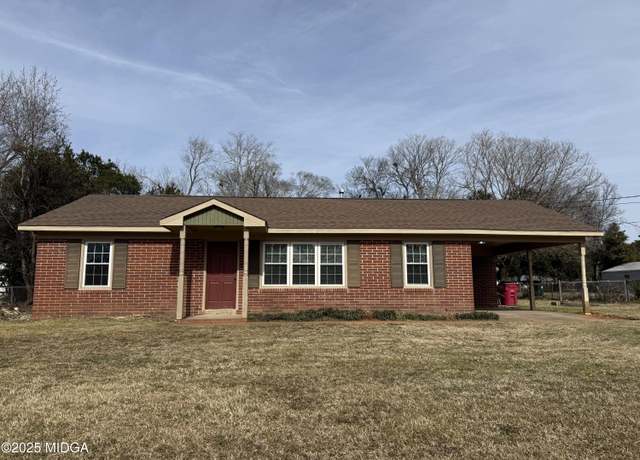 Property at 2881 S Estates Rd, Macon, GA 31216, 3 beds, 1 bath