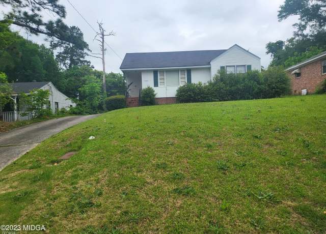 Property at 3046 Somerset Dr #1, Macon, GA 31206, 3 beds, 2 baths
