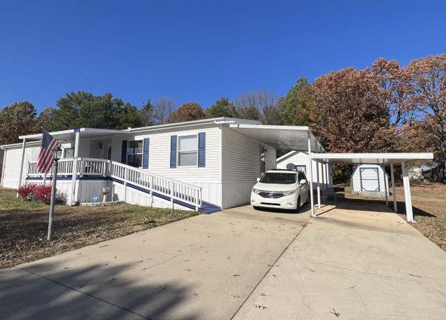 Property at 108 Rolling Meadows Ct, Mountain Home, AR 72653, 3 beds, 2 baths