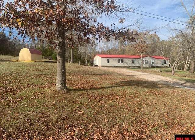 Property at 59 Clay Mountain Ln, Mountain Home, AR 72653, 4 beds, 2 baths