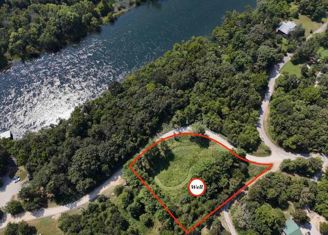 Property at 888 Riverside Dr, Flippin, AR 72634
