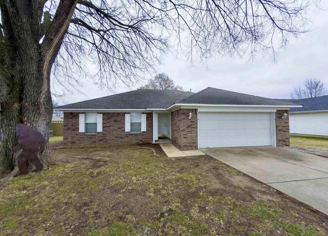 Property at 235 Sherman Dr, Gassville, AR 72635, 3 beds, 2 baths