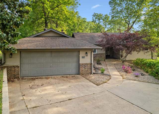 Property at 636 Marquis Dr, Mountain Home, AR 72653, 3 beds, 2 baths
