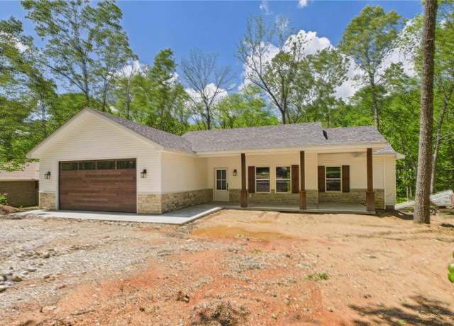 Property at 795 Pebblecreek Dr, Mountain Home, AR 72653, 3 beds, 2 baths